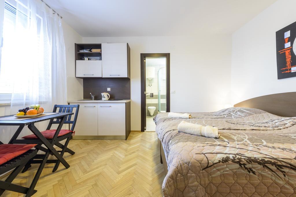 Apartments Niko Кавтат Екстериор снимка